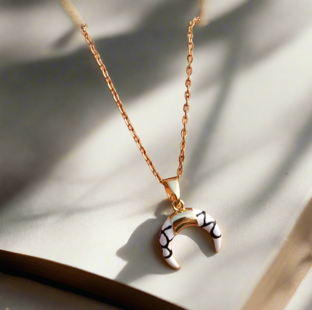 Horn Necklace