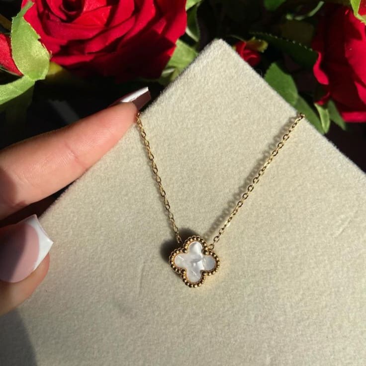 Clover Necklace