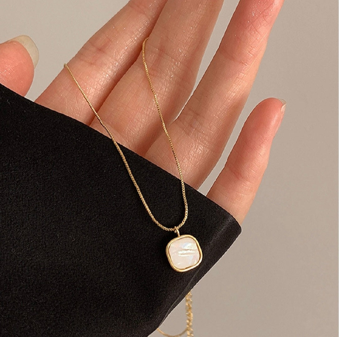 White Square pendant