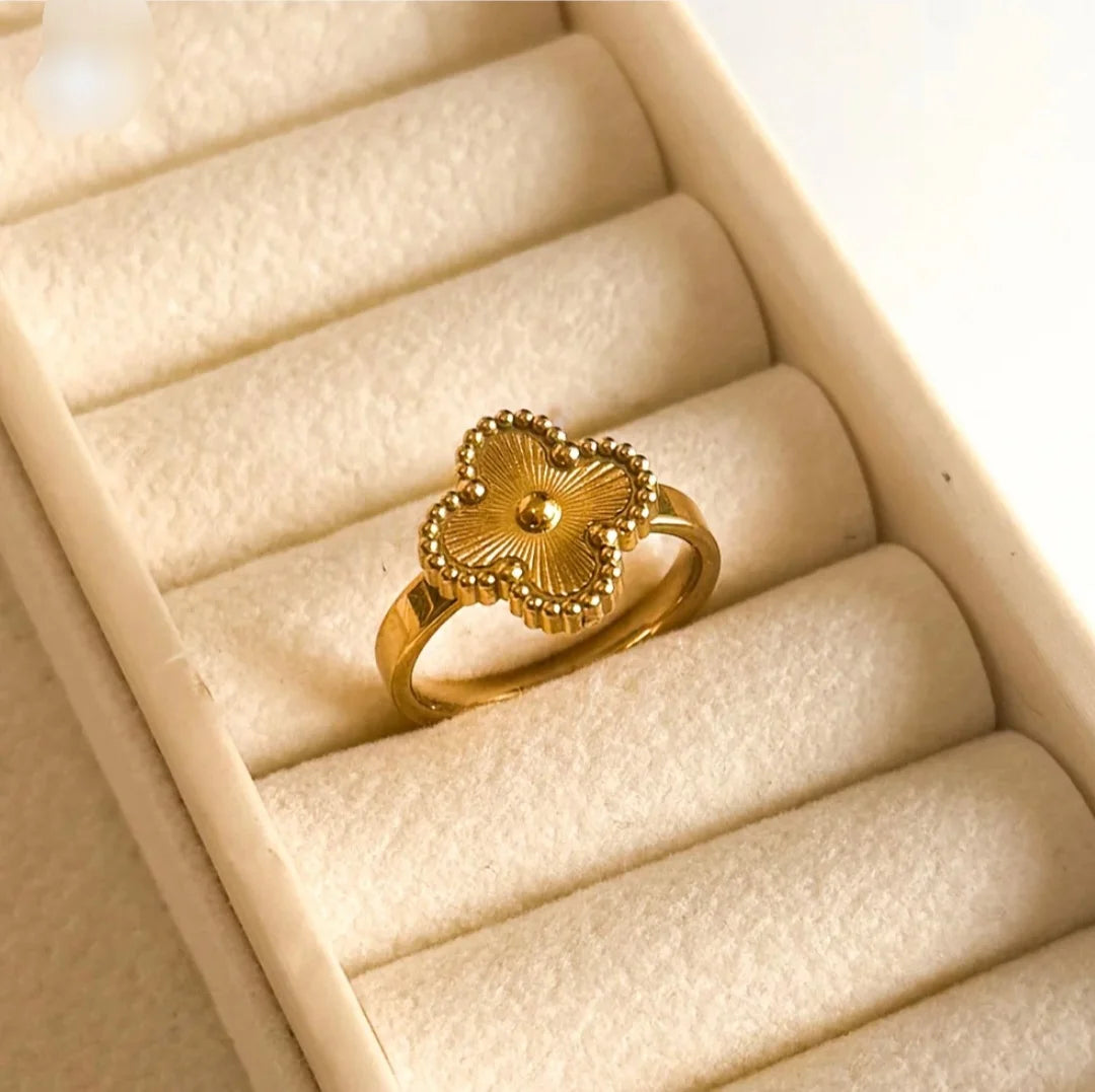 Golden Clover Ring (Adjustable)
